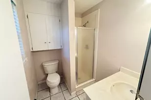 2205 James Ave, El Campo, TX 77437 - Photo 31