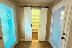 2205 James Ave, El Campo, TX 77437 - Photo 17