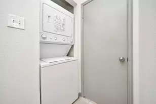 8055 Cambridge St, Houston, TX 77054 - Photo 27