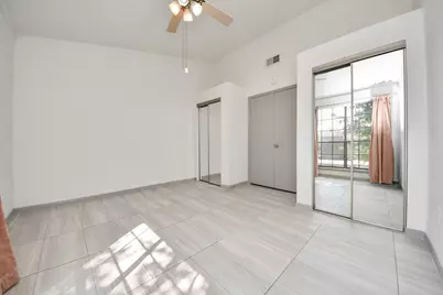 8055 Cambridge Street #30, Houston, TX 77054 - Photo 23