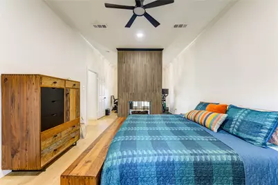 18 Hickory Shadows Drive, Houston, TX 77055 - Photo 21