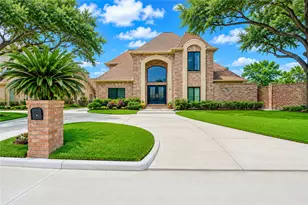 18 Hickory Shadows Dr, Houston, TX 77055 - Photo 35