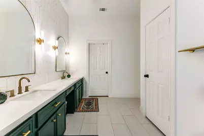 18 Hickory Shadows Drive, Houston, TX 77055 - Photo 19