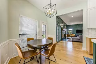 18 Hickory Shadows Dr, Houston, TX 77055 - Photo 7