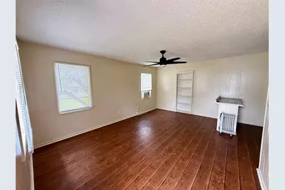 519 McGuire Lane, Huntsville, TX 77340 - Photo 3