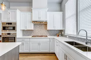 1216 Timbergrove Park St, Houston, TX 77008 - Photo 11