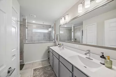 4020 Starbright Street, Houston, TX 77018 - Photo 15