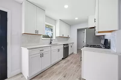 8115 Tarbell Road, Houston, TX 77034 - Photo 11