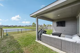 444 Maple Bnd Ln, La Marque, TX 77568 - Photo 25