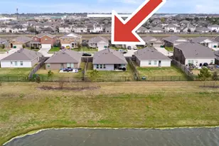 444 Maple Bnd Ln, La Marque, TX 77568 - Photo 31