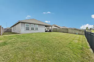 444 Maple Bnd Ln, La Marque, TX 77568 - Photo 29