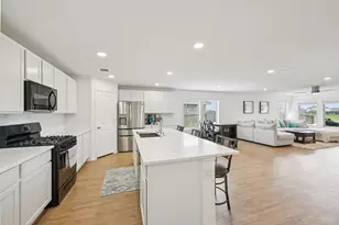 444 Maple Bnd Ln, La Marque, TX 77568 - Photo 7