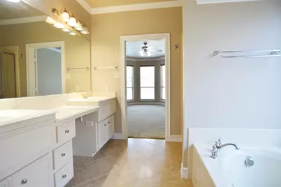 2904 Grand Shore Court, League City, TX 77573 - Photo 15
