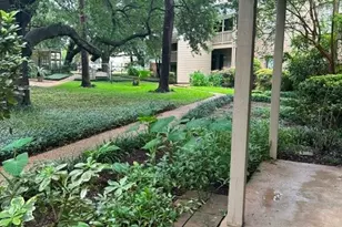 2100 Tanglewilde St, Houston, TX 77063 - Photo 3