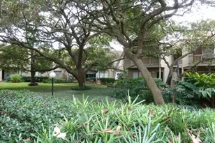 2100 Tanglewilde St, Houston, TX 77063 - Photo 13