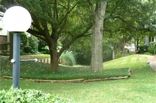2100 Tanglewilde St, Houston, TX 77063 - Photo 5