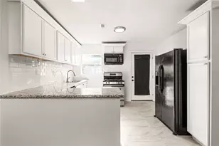 2226 Rainbow Dr, Houston, TX 77023 - Photo 7