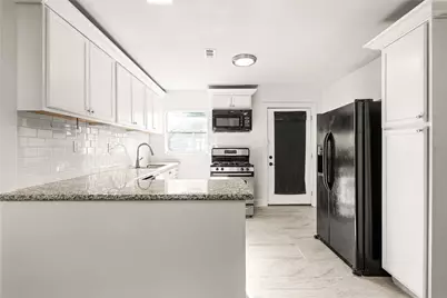 2226 Rainbow Drive, Houston, TX 77023 - Photo 7
