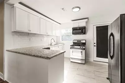 2226 Rainbow Drive, Houston, TX 77023 - Photo 5