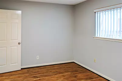 408 Travis Street, Webster, TX 77598 - Photo 9