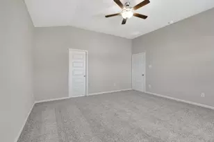 410 Gram Hl Dr, Montgomery, TX 77316 - Photo 9