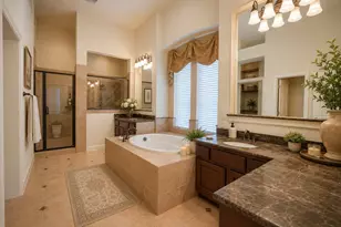 7522 Mulrain Dr, Sugar Land, TX 77479 - Photo 23
