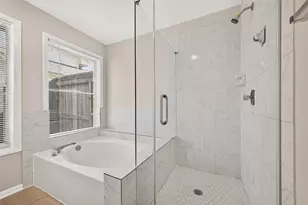 2215 Brook View Ln, Sugar Land, TX 77479 - Photo 37