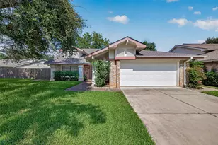 2215 Brook View Ln, Sugar Land, TX 77479 - Photo 1