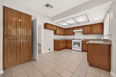 2215 Brook View Lane, Sugar Land, TX 77479 - Photo 25