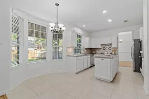 52 W Twinberry Pl, The Woodlands, TX 77381 - Photo 17