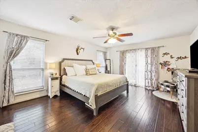 302 Houghton Road, Katy, TX 77450 - Photo 15