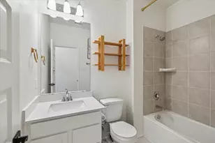 2632 Bluewood Ct, Conroe, TX 77378 - Photo 21