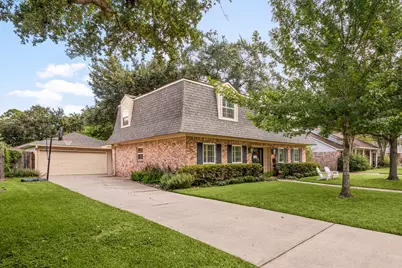 10822 Piping Rock Lane, Houston, TX 77042 - Photo 3