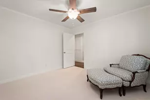 10822 Piping Rock Ln, Houston, TX 77042 - Photo 39
