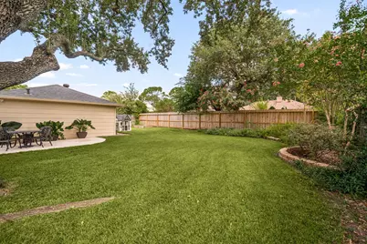 10822 Piping Rock Lane, Houston, TX 77042 - Photo 45