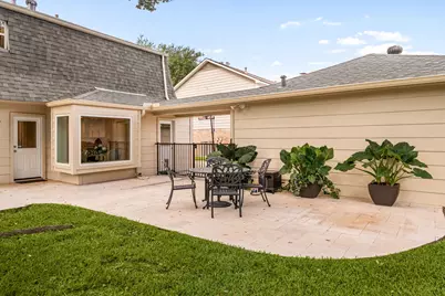 10822 Piping Rock Lane, Houston, TX 77042 - Photo 43