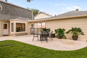 10822 Piping Rock Ln, Houston, TX 77042 - Photo 43