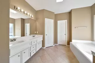 12734 Porter Meadow Ln, Houston, TX 77014 - Photo 17