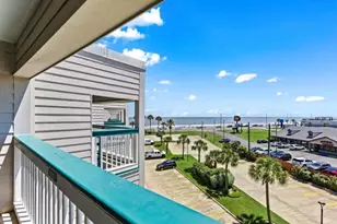 6102 Seawall Blvd, Galveston, TX 77551 - Photo 7
