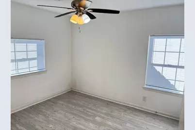 5217 Malmedy Road #A, Houston, TX 77033 - Photo 11