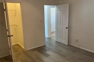 5728 Sylvia Dr, Galveston, TX 77551 - Photo 13