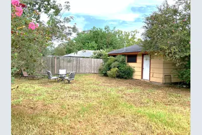 118 Poinsetta Street, Lake Jackson, TX 77566 - Photo 17