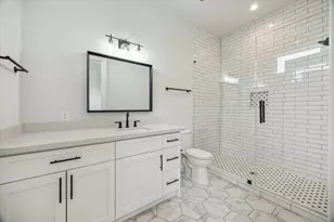 2202 Hewitt Dr, Houston, TX 77018 - Photo 35