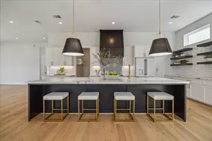 2202 Hewitt Dr, Houston, TX 77018 - Photo 11