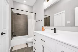 407 Stonework Oaks Ln, Houston, TX 77076 - Photo 33