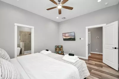 407 Stonework Oaks Lane, Houston, TX 77076 - Photo 15