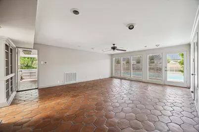 626 Rocky River Road, Houston, TX 77056 - Photo 21