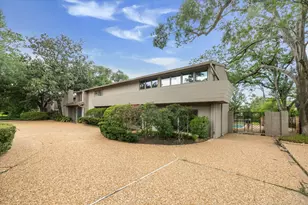 626 Rocky River Rd, Houston, TX 77056 - Photo 13