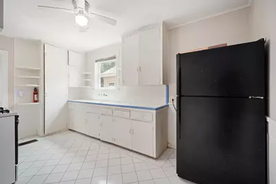 4309 Ursuline Street, Galveston, TX 77550 - Photo 5