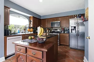 11630 Karlwood Ln, Houston, TX 77099 - Photo 9